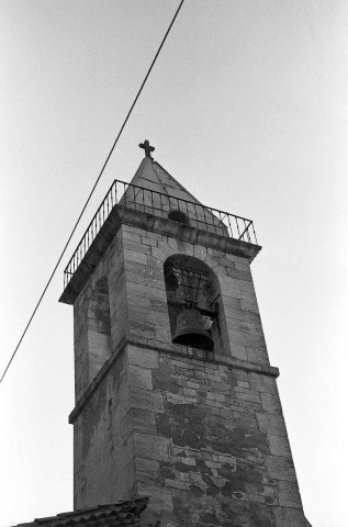 Montbrun-les-Bains. - Face ouest du clocher de l'église Notre-Dame.