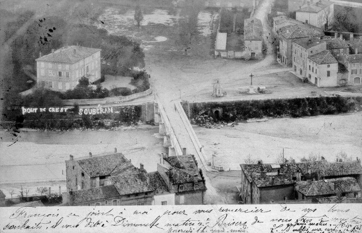 Vue du quai Soubeyran et du pont sur la Drôme.