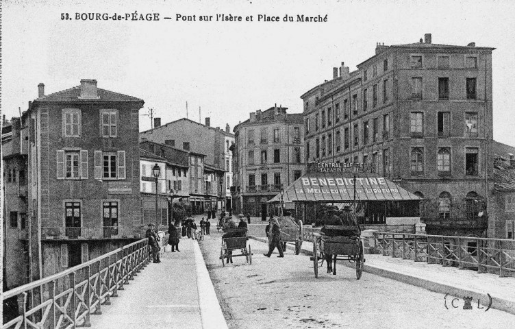 L'actuelle place du Président Doumer vue du pont.