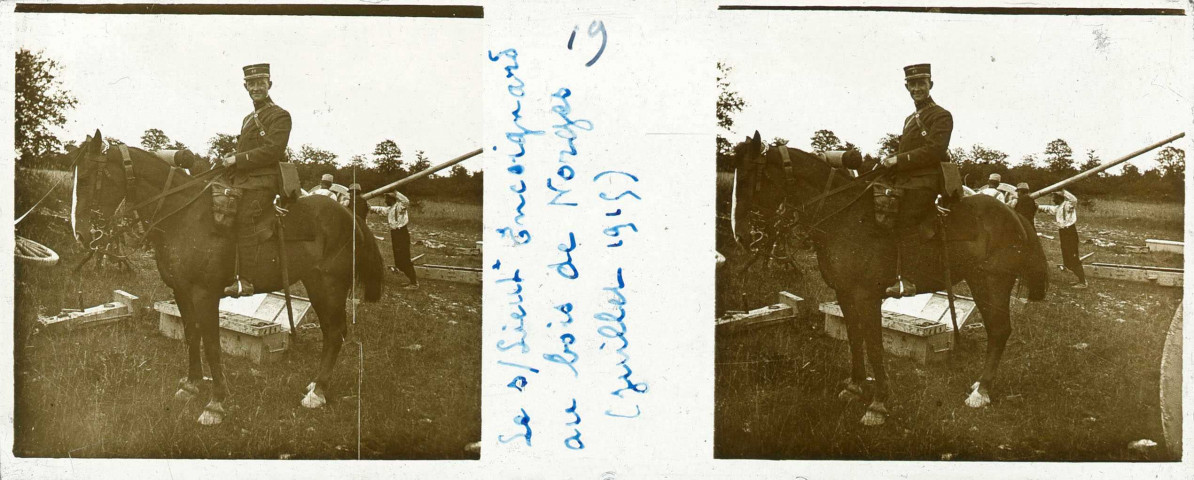 Bois de Norges. - Le sous-lieutenant Encoignard à cheval.