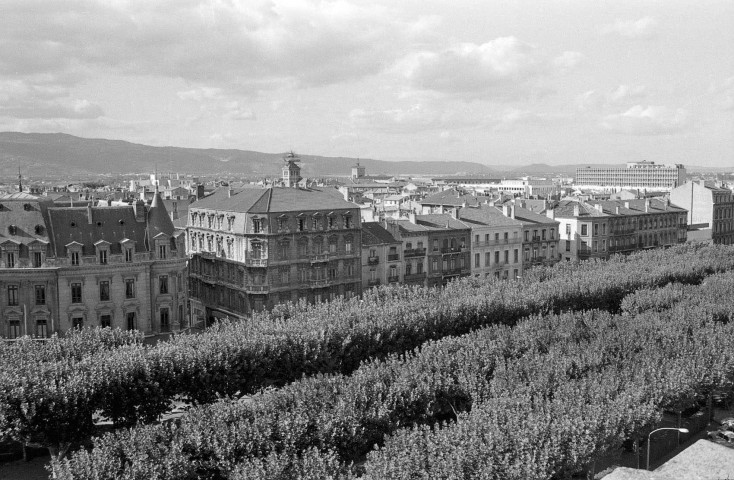 Valence.- Vue panoramique de la ville prise de l'immeuble à l'angle de la rue des Alpes.