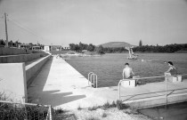 Montélimar. - La base de loisirs sur le plan d'eau de Montmeillan.