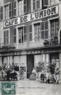 Le café de l'Union place du Colonel Barrillon.