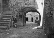 Bourdeaux.- Une rue du village.