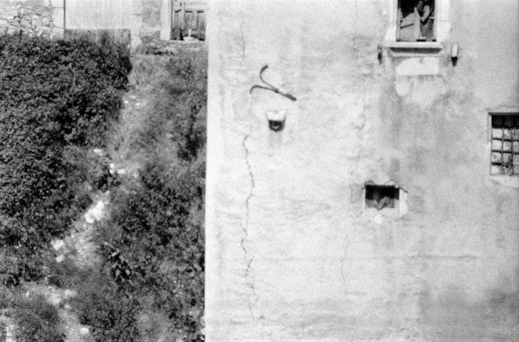 Pontaix.- L'ancien presbytère avant effondrement.