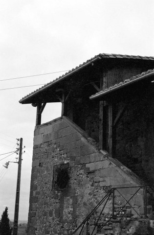 Alixan.- La tribune et l'escalier d'accès de l'église Saint-Didier.