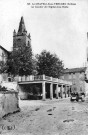 La halle et l'église Assomption de Notre-Dame.