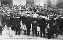 La musique des équipages de la flotte de Toulon, au festival de musique du 14-17 août 1908.