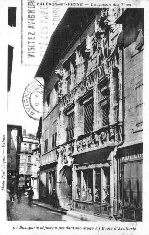 La Maison des Têtes, Grande-Rue.