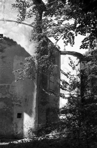 Châteaudouble.- Façade nord du château.