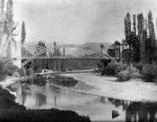 Saint-Thomas-en-Royans.- Le pont de Manne sur la rivière la Bourne, reliant Saint-Thomas et Saint-Juste-de-Claix (Isère).