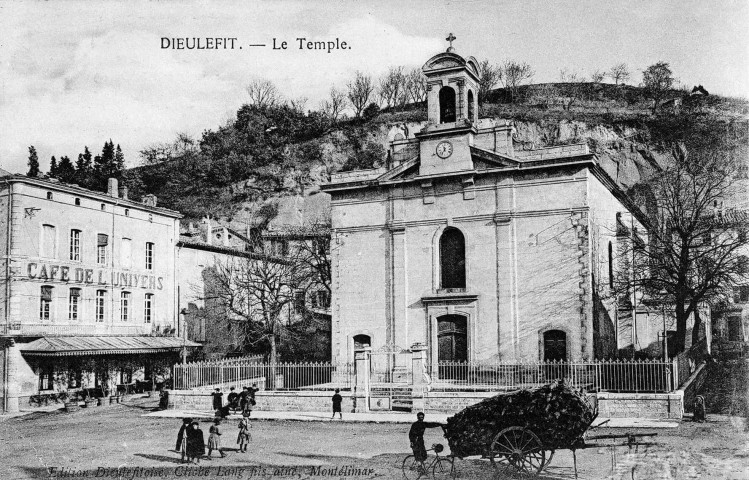 Dieulefit.- Le temple, place Chateauras.