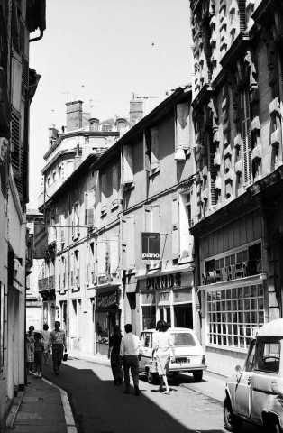 Valence.- Rue Vernoux.