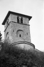 Chantemerle-les-Blés. - Le clocher et l'abside de l'église Notre-Dame.