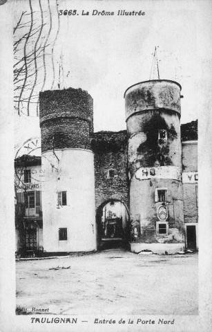 Porte nord ou porte d’Anguille.