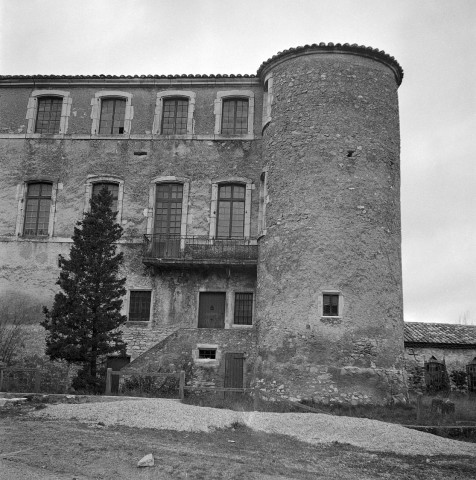 La Touche.- Maison forte médiévale transformée au XVIe siècle.