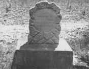 36. Brigade de Chabeuil. Nature de la commémoration : stèle. Lieu : Chabeuil, au bord de la route nationale n°538, point kilométrique 52,100. Nombre de victimes, fusillées : 3. Circonstances : résistants fusillés le 22 juin 1944 dans une embuscade.