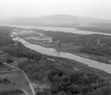 Vue aérienne de l'ancien pont de Rochemaure (Ardèche).