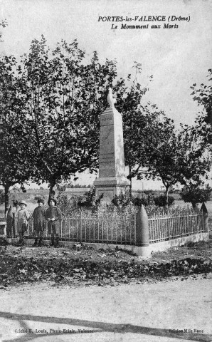 Portes-lès-Valence.- Le monument aux morts inauguré le 28 mai 1922.