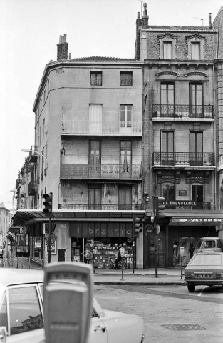 Valence.- L'angle de l'avenue Félix Faure et Faubourg Saint-Jacques.