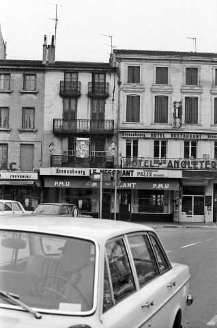 Valence.- Avenue Félix Faure.