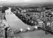 Vue aérienne des deux ponts sur l'Isère.