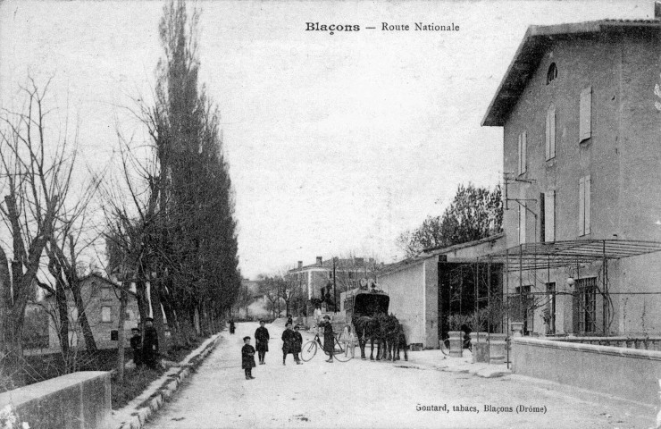 Vue prise du pont de la Gervanne.