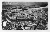 Vue aérienne de la ville.