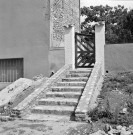 Étoile-sur-Rhône.- La maison Fournier place de la République.