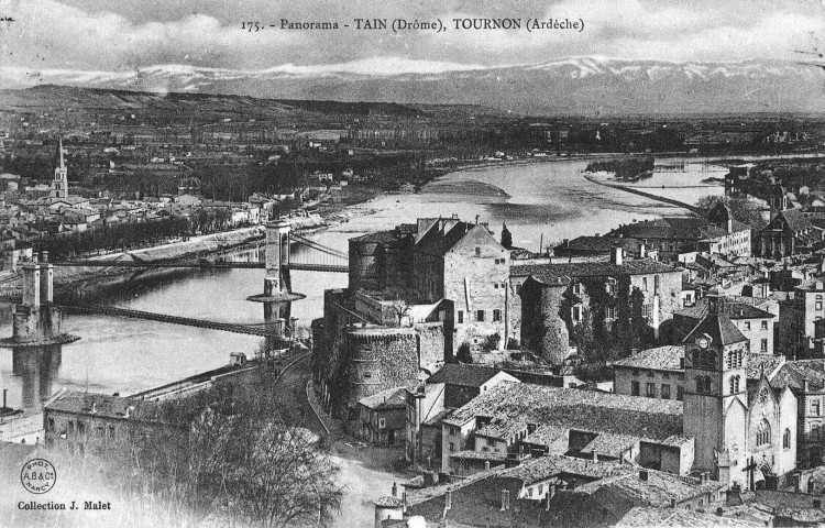 Vue panoramique de la ville et de Tournon (Ardèche).