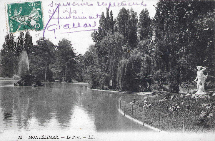 Le plan d'eau du Jardin Public.