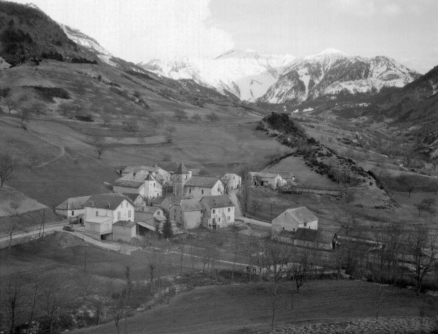 Glandage. - Vue aérienne du village.