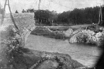 Saint-Péray (Ardèche).- Le pont sur le Mialan détruit par les inondations du 8 et 9 octobre 1907.