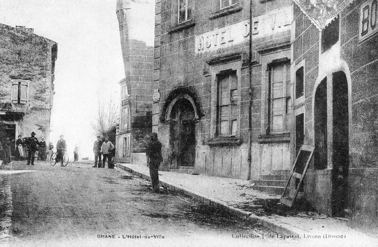 Grâne.- La mairie.