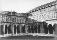 Arles (Bouches-du-Rhône). - Cloître de la cathédrale Saint-Trophime.