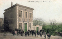 La mairie et l'école du haut.