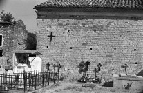 Rochebaudin. - La façade sud de la chapelle du cimetière.