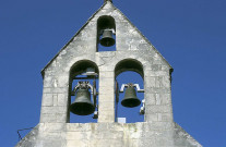 Beaufort-sur-Gervanne.- Cloche de l'église.