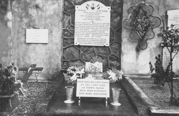 Non numéroté. Lieu : Saint-Barthélémy-de-Vals, sépulture de Roger Lattard au cimetière.