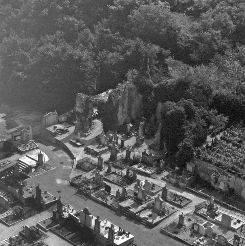 Vue aérienne du cimetière.