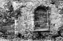 Claveyson. - Traces de cheminée en façade nord de l'ancien prieuré de Saint-Andéol.