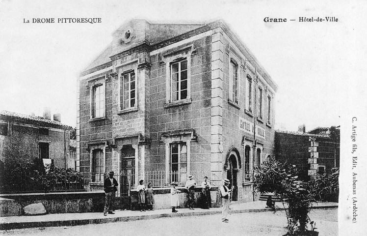 Grâne.- La mairie.