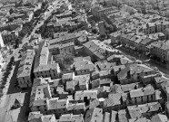 Vue aérienne d'une partie de la ville et la tour Jacquemart.