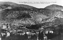 Le Pègue.- Vue du village et de l'église Saint-Marcel ou Saint-Mayne.