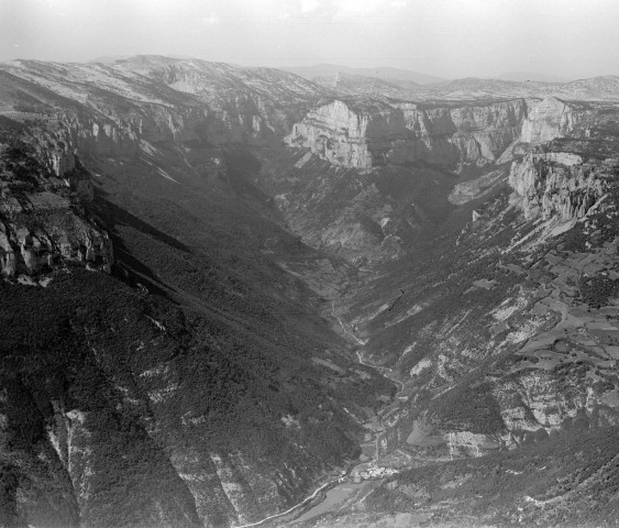 Vue aérienne du cirque d'Archiane.