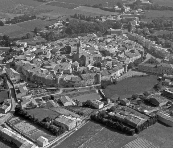 Vue aérienne du village.