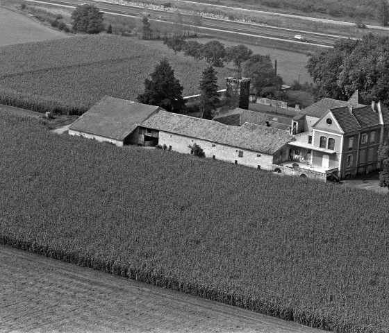 Vue aérienne du château.