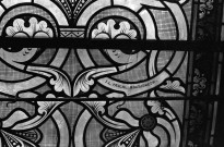 Valence.- Détail de vitrail de la cathédrale Saint-Apollinaire, de l'architecte Pascal et du verrier Bardon.