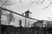 Combovin. - Façade sud de l'église Saint-Martin.