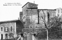 Vue du château et de la poste.